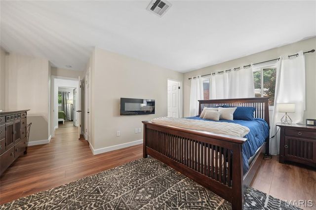 1529 Cerulean Drive, St Louis, MO 63146