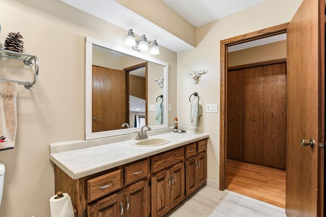 22145 Jason Avenue N, Forest Lake, MN 55025