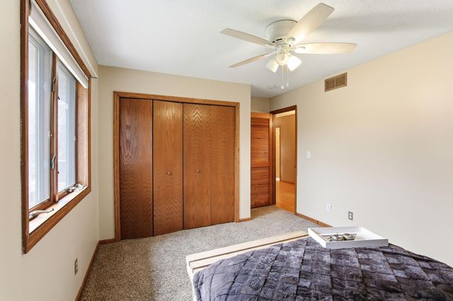 22145 Jason Avenue N, Forest Lake, MN 55025