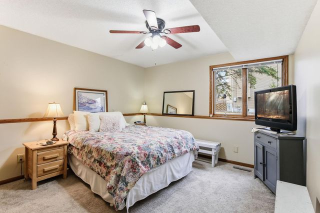 22145 Jason Avenue N, Forest Lake, MN 55025