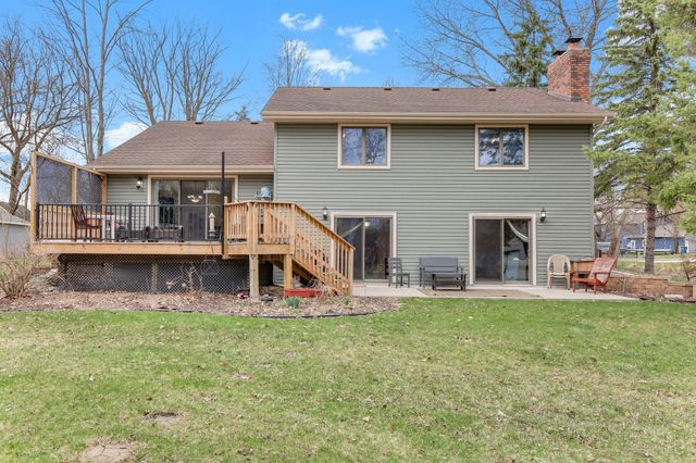 22145 Jason Avenue N, Forest Lake, MN 55025