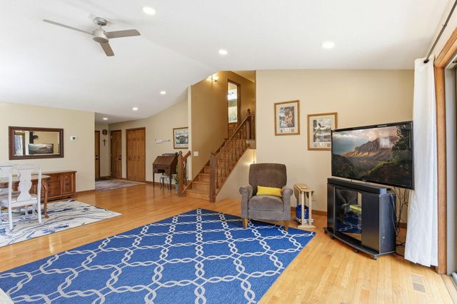 22145 Jason Avenue N, Forest Lake, MN 55025