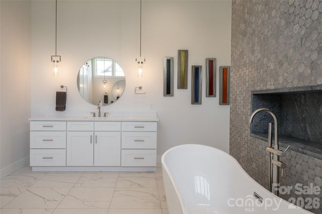 769 Daniel Circle Drive, Mills River, NC 28759