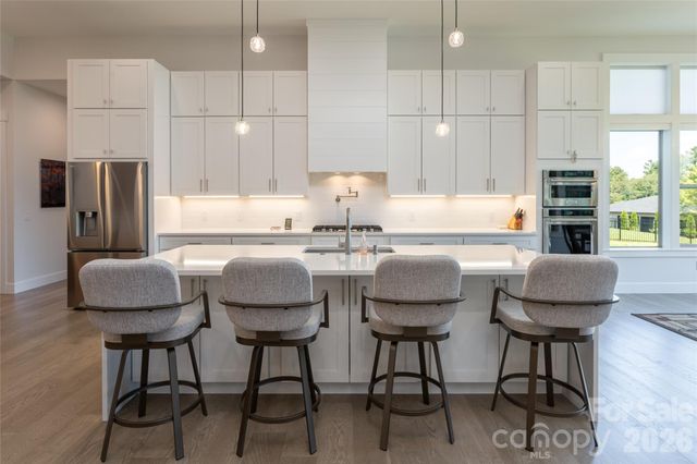 769 Daniel Circle Drive, Mills River, NC 28759