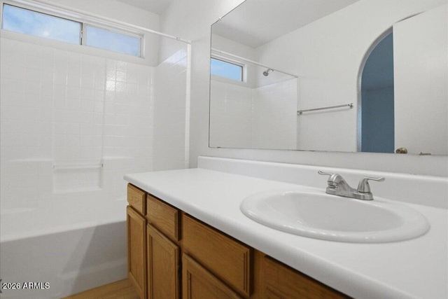 2901 W IRMA Lane, Phoenix, AZ 85027