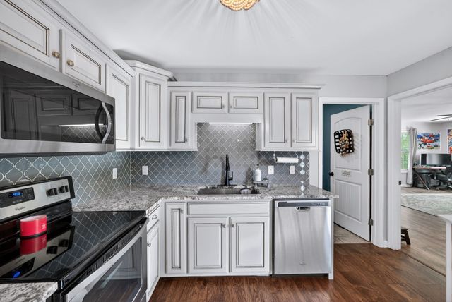 253 Spring Meadows Ln, Morrison, TN 37357