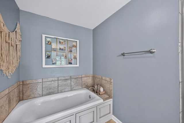 253 Spring Meadows Ln, Morrison, TN 37357
