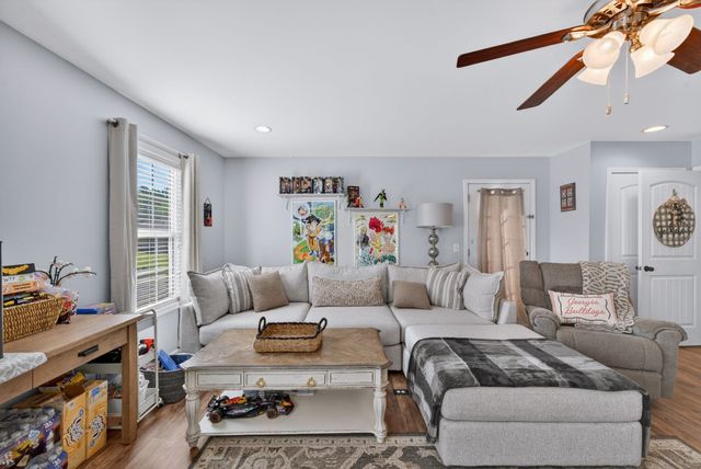 253 Spring Meadows Ln, Morrison, TN 37357