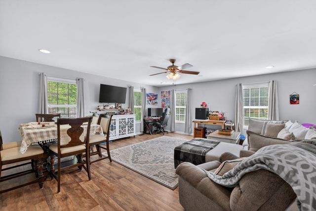 253 Spring Meadows Ln, Morrison, TN 37357