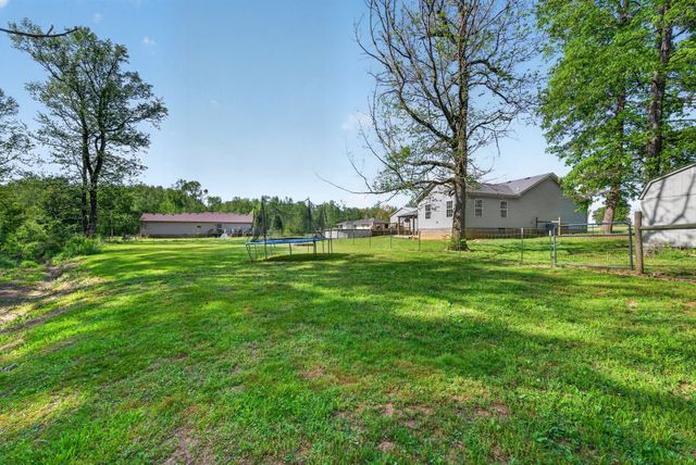 253 Spring Meadows Ln, Morrison, TN 37357