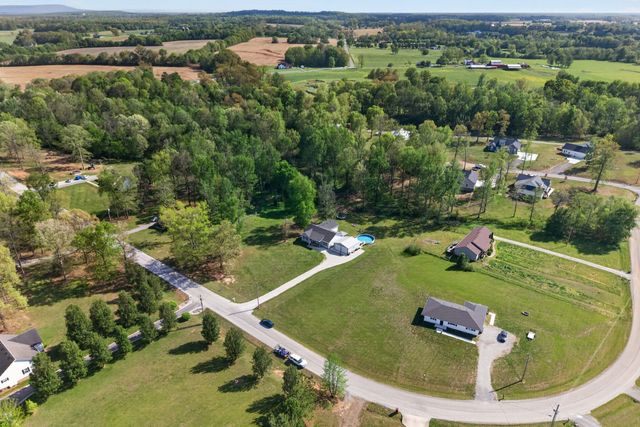253 Spring Meadows Ln, Morrison, TN 37357