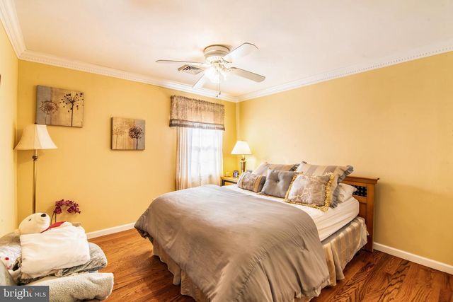 333 OAKLAND AVE, Pleasantville, NJ 08232