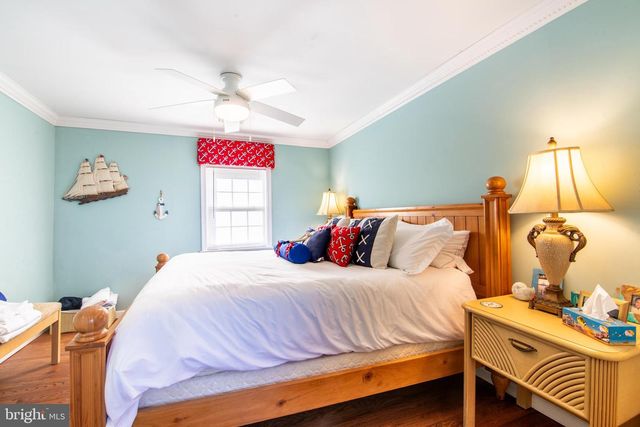 333 OAKLAND AVE, Pleasantville, NJ 08232