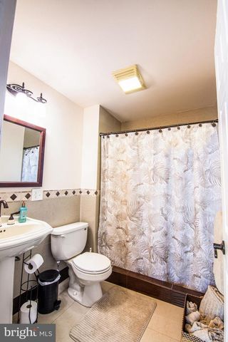 333 OAKLAND AVE, Pleasantville, NJ 08232