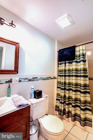 333 OAKLAND AVE, Pleasantville, NJ 08232