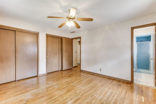 604 N Saint James Pl, Wichita, KS 67206