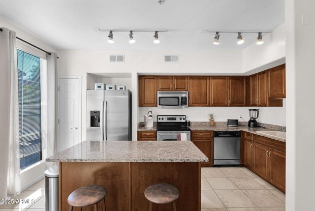 1920 E BELL Road 1053, Phoenix, AZ 85022