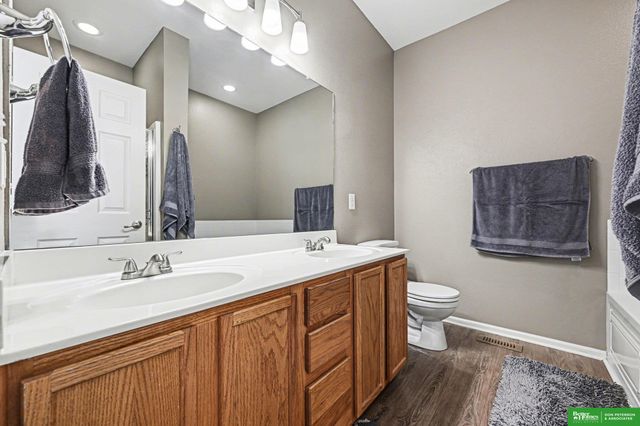 7932 N 152nd Avenue, Bennington, NE 68007