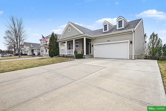 7932 N 152nd Avenue, Bennington, NE 68007