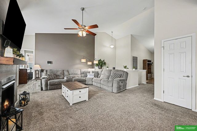 7932 N 152nd Avenue, Bennington, NE 68007