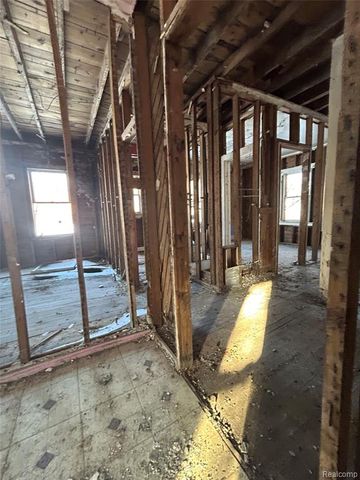 11384 Belleterre Street, Detroit, MI 48204