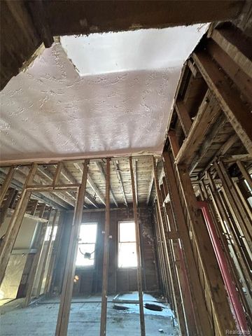 11384 Belleterre Street, Detroit, MI 48204