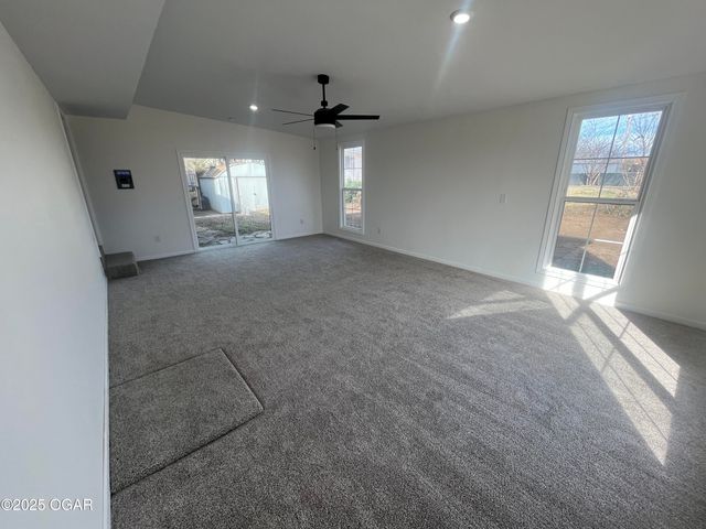 2305 E 24th Street, Joplin, MO 64804