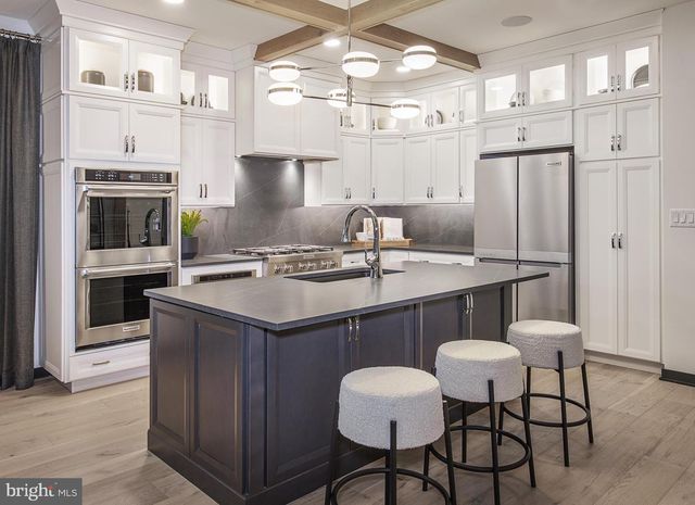 0000 THE WILLIS ELITE, Malvern, PA 19355