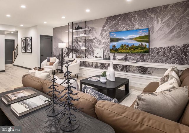 0000 THE WILLIS ELITE, Malvern, PA 19355