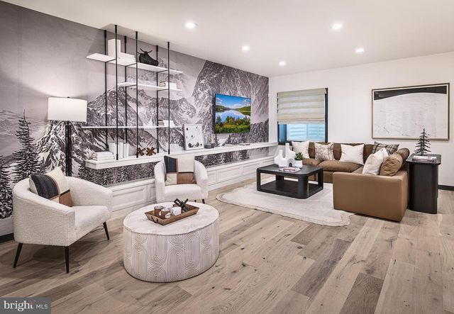 0000 THE WILLIS ELITE, Malvern, PA 19355