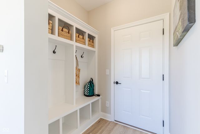7441 Peristyle Lane, Mccordsville, IN 46055