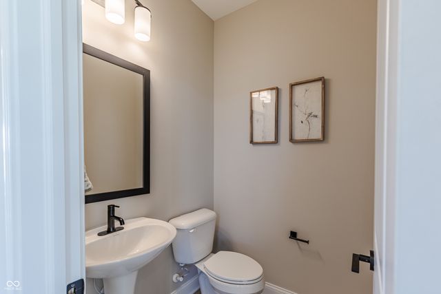 7441 Peristyle Lane, Mccordsville, IN 46055