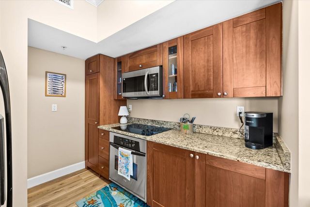715 NW Flagler Avenue 302, Stuart, FL 34994