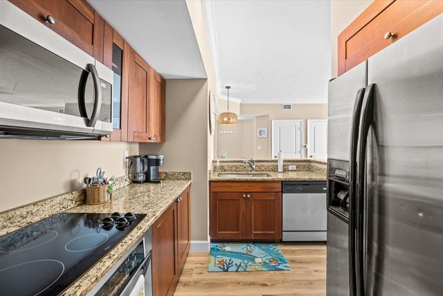 715 NW Flagler Avenue 302, Stuart, FL 34994