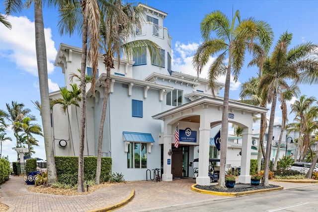 715 NW Flagler Avenue 302, Stuart, FL 34994