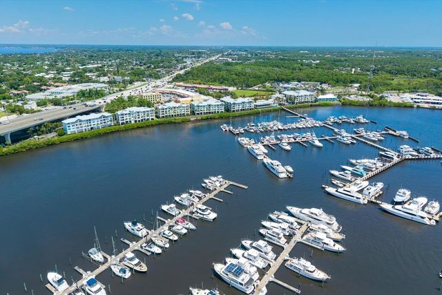 715 NW Flagler Avenue 302, Stuart, FL 34994