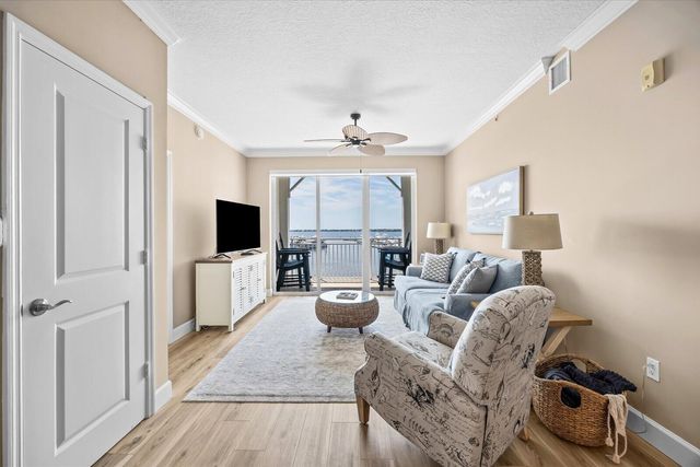 715 NW Flagler Avenue 302, Stuart, FL 34994