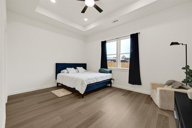 16273 Jeet St, Conroe, TX 77306