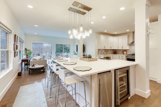 603 Agaming ROAD, Fontana, WI 53125