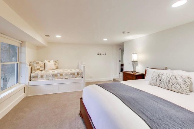 603 Agaming ROAD, Fontana, WI 53125