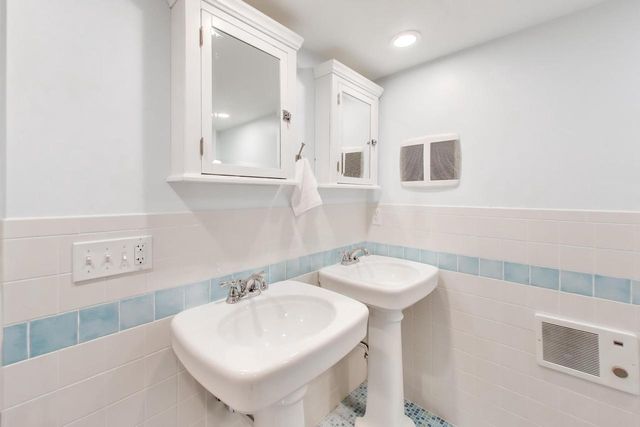 603 Agaming ROAD, Fontana, WI 53125