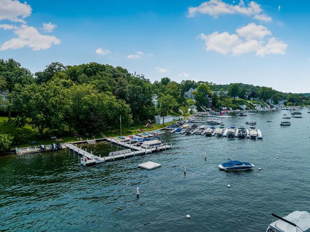 603 Agaming ROAD, Fontana, WI 53125