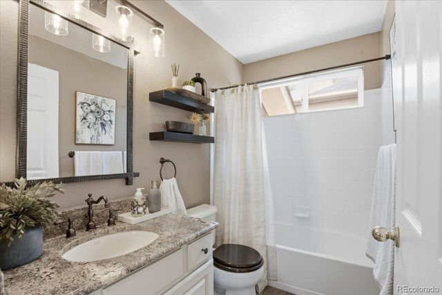 10330 Lions Path, Lone Tree, CO 80124