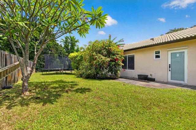 9404 NW 37TH Court, Coral Springs, FL 33065
