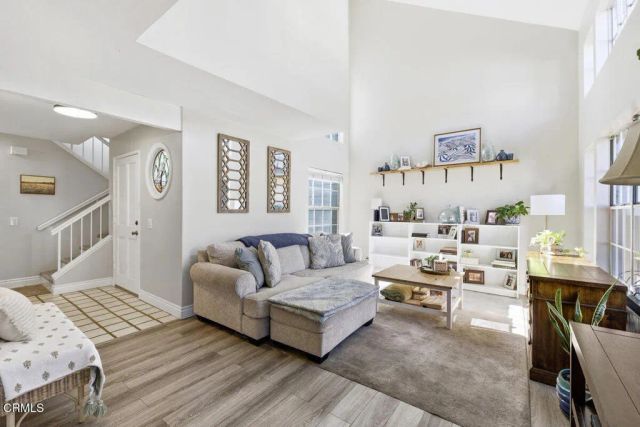 9813 Sweetwater Lane, Ventura, CA 93004