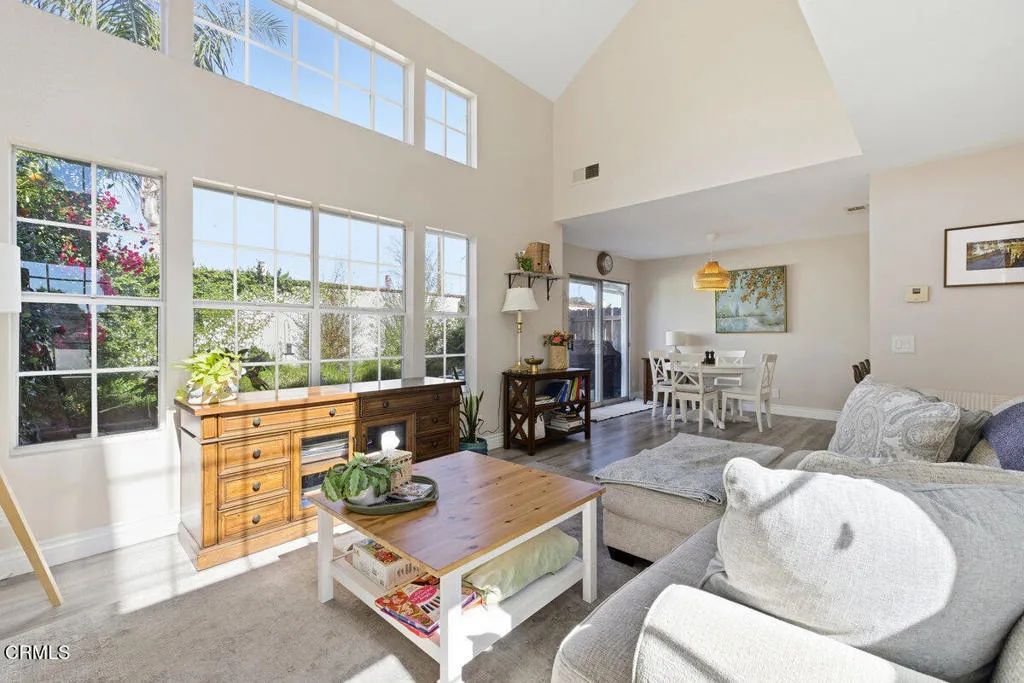 9813 Sweetwater Lane, Ventura, CA 93004