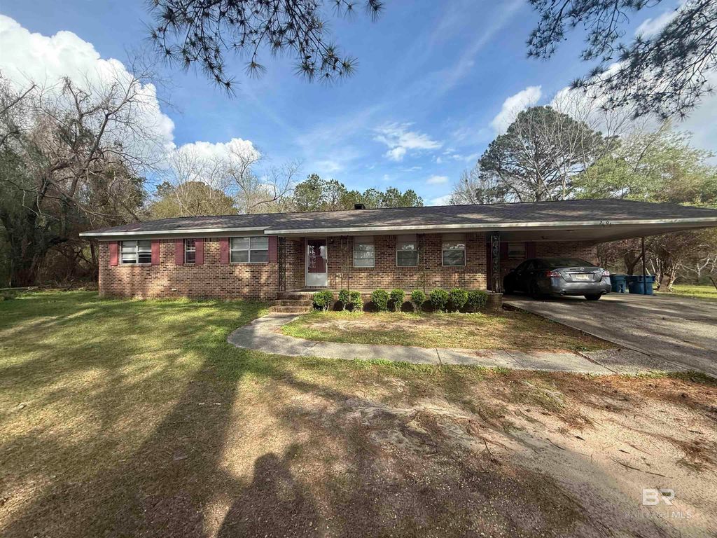 2807 Pea Ridge Road, Brewton, AL 36426