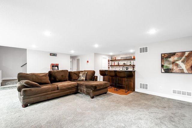 2246 S Nicole Circle, Andover, KS 67002