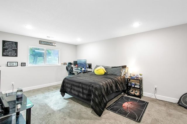 2246 S Nicole Circle, Andover, KS 67002