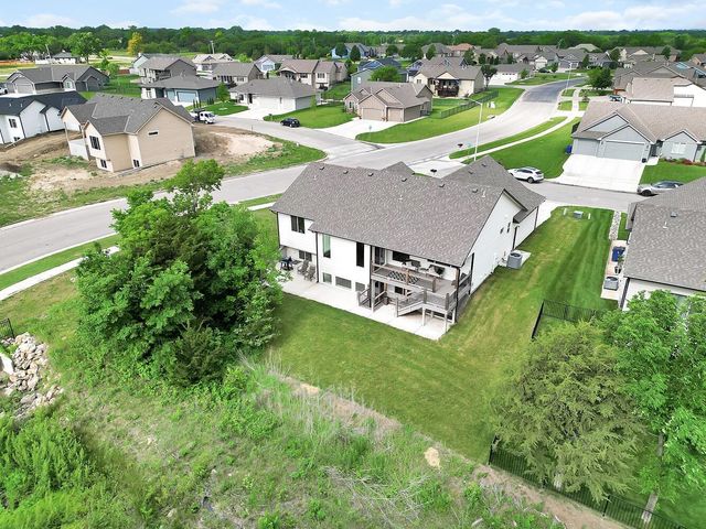 2246 S Nicole Circle, Andover, KS 67002